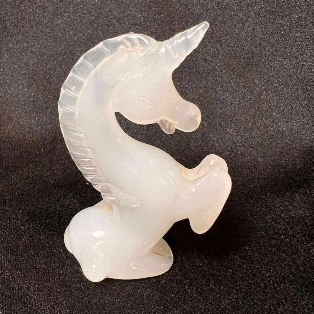 Unbranded Unicorn Figurine Unisex OS White Excellent Hand Carved Stone Decor - Picture 5 of 7